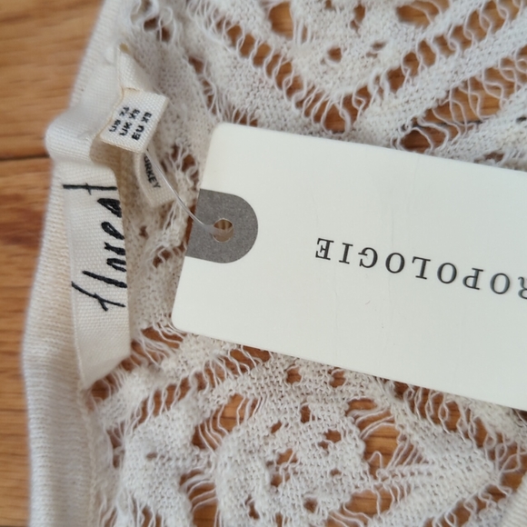 NWT Anthropologie Floreat bell sleeve sweater dress size XS - Picture 2 of 12